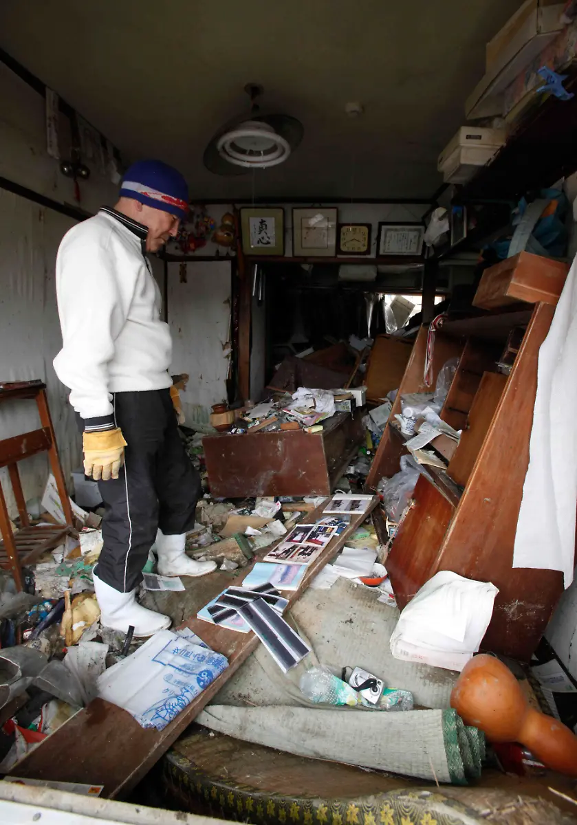 1300637162-jpg3054983234148986572