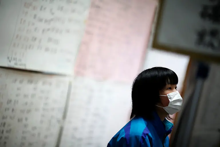 2011-03-21T104755Z-01-DSJ12-RTRMDNP-3-JAPAN-JPG902524840518969994