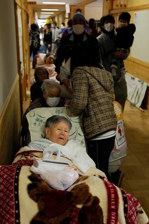 1300612461-jpg5334470881291189107