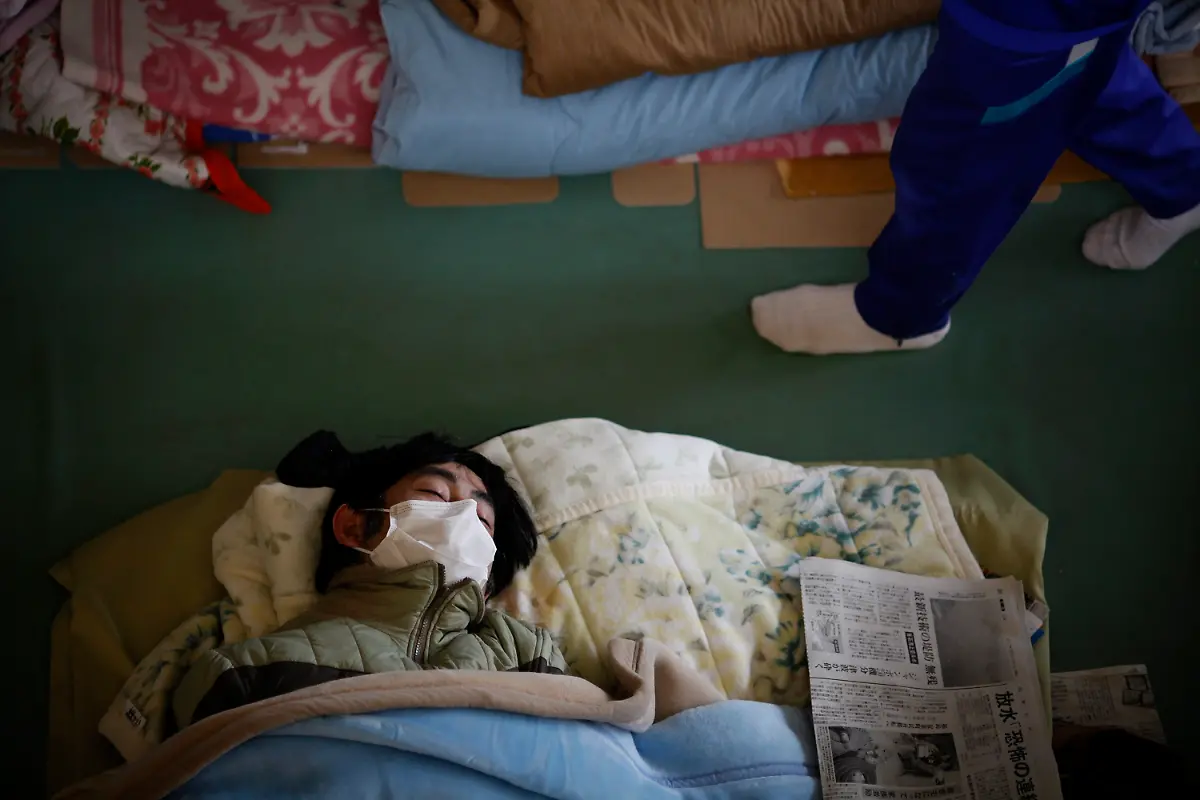 2011-03-21T110337Z-01-DSJ18-RTRMDNP-3-JAPAN-JPG6547877277051648752