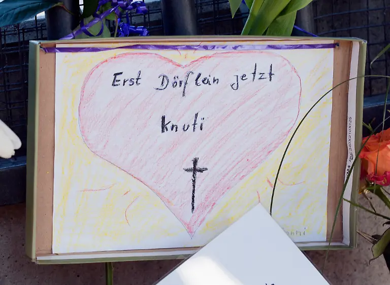 1300640709-jpg4471644240350555368