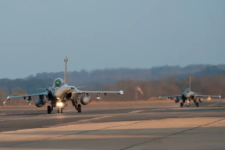 2wty3734-jpg6858216525631776575