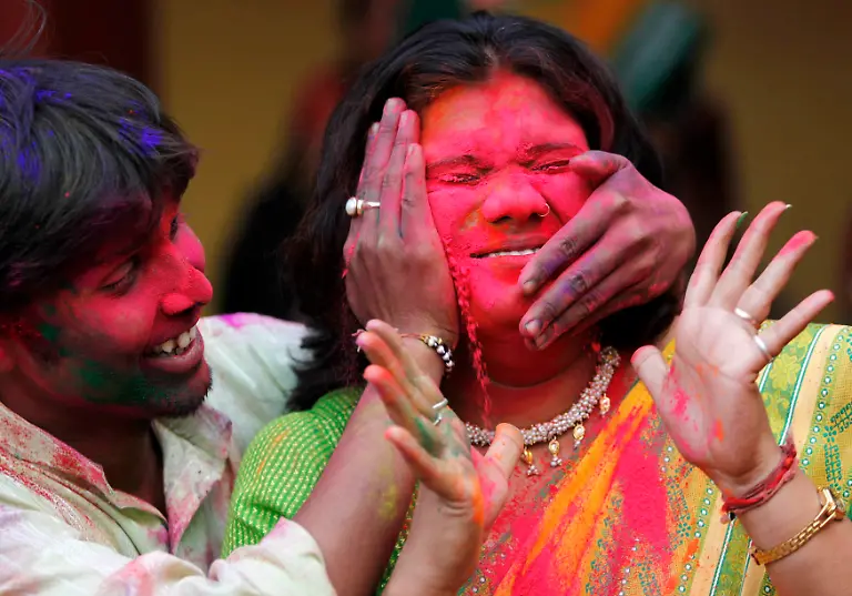 2011-03-16T143726Z-01-DEL20-RTRMDNP-3-INDIA-JPG6129721074018564011