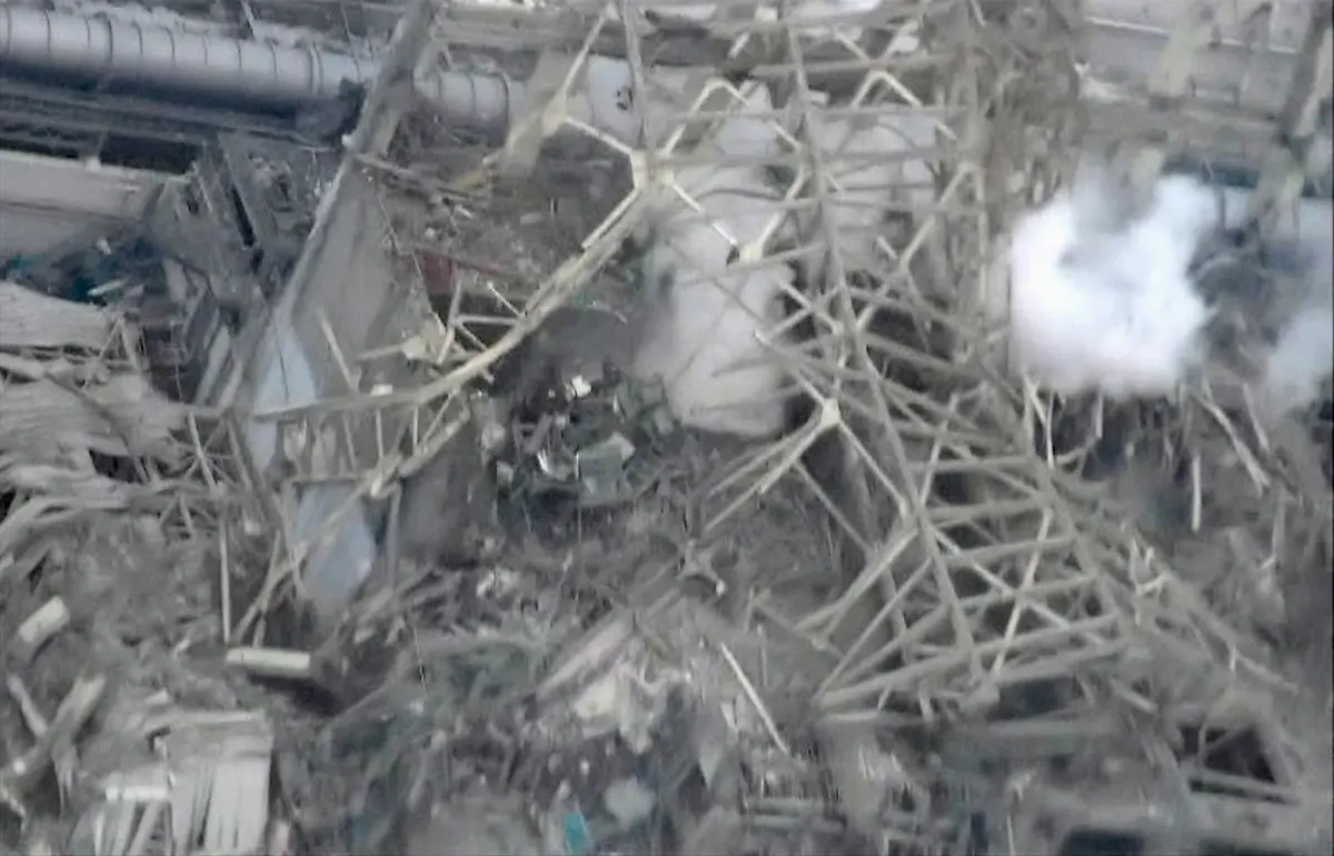 2011-03-17T201922Z-01-SIN88-RTRMDNP-3-JAPAN-QUAKE-JPG8725611335000152890