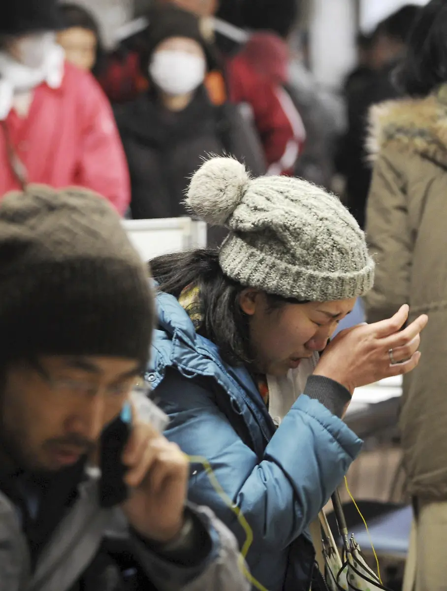 Japan-Earthquake-TOK895-jpg3408812280164416791