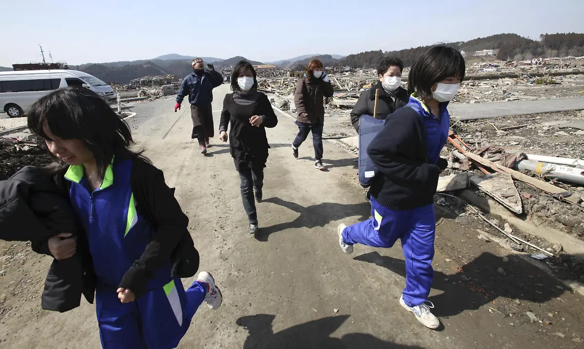 CORRECTION-Japan-Earthquake-TOK580-jpg6509219620445147423