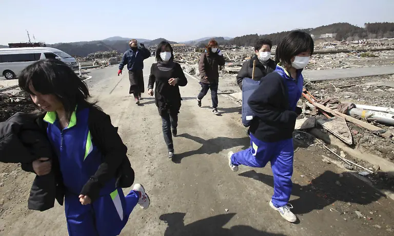 CORRECTION-Japan-Earthquake-TOK580-jpg6509219620445147423