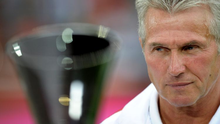 Jupp Heynckes hat noch nicht alle Puzzleteile für seine Bayern-Wunschelf zur Verfügung.