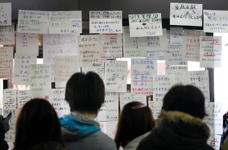 2011-03-13T073413Z-01-JYH07-RTRMDNP-3-JAPAN-QUAKE-JPG1595745343445460201