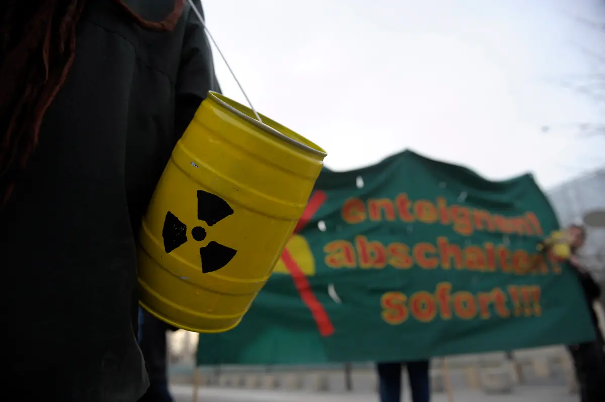 120311BER909-120311BER909-jpg1140934907017444058