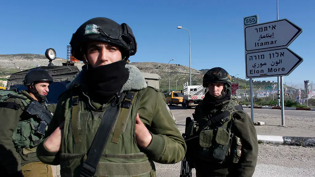 2011-03-12T063856Z-01-NIR02-RTRMDNP-3-PALESTINIANS-ISRAEL-VIOLENCE-JPG58519415697623153