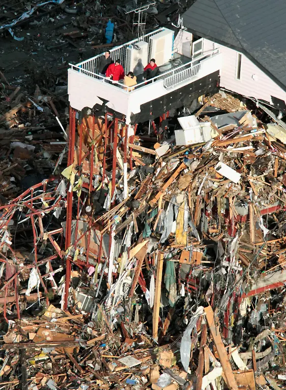 1299893665-jpg7309248630816295642