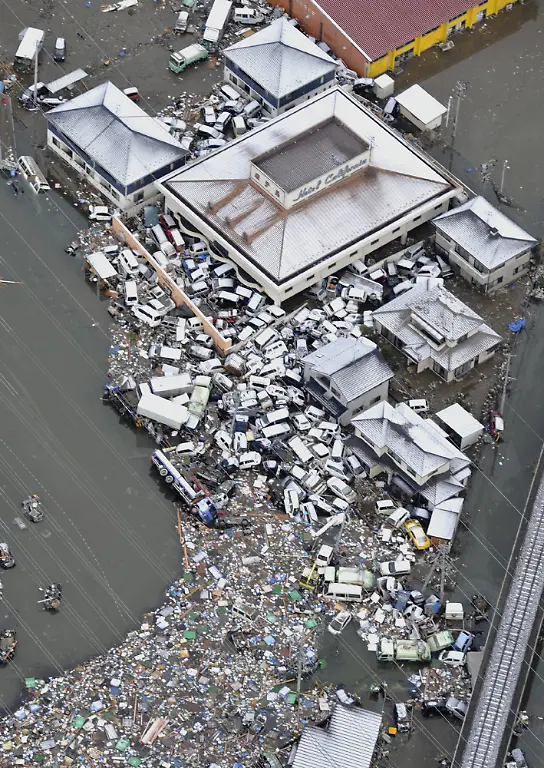 1299891134-jpg5251016049144170629