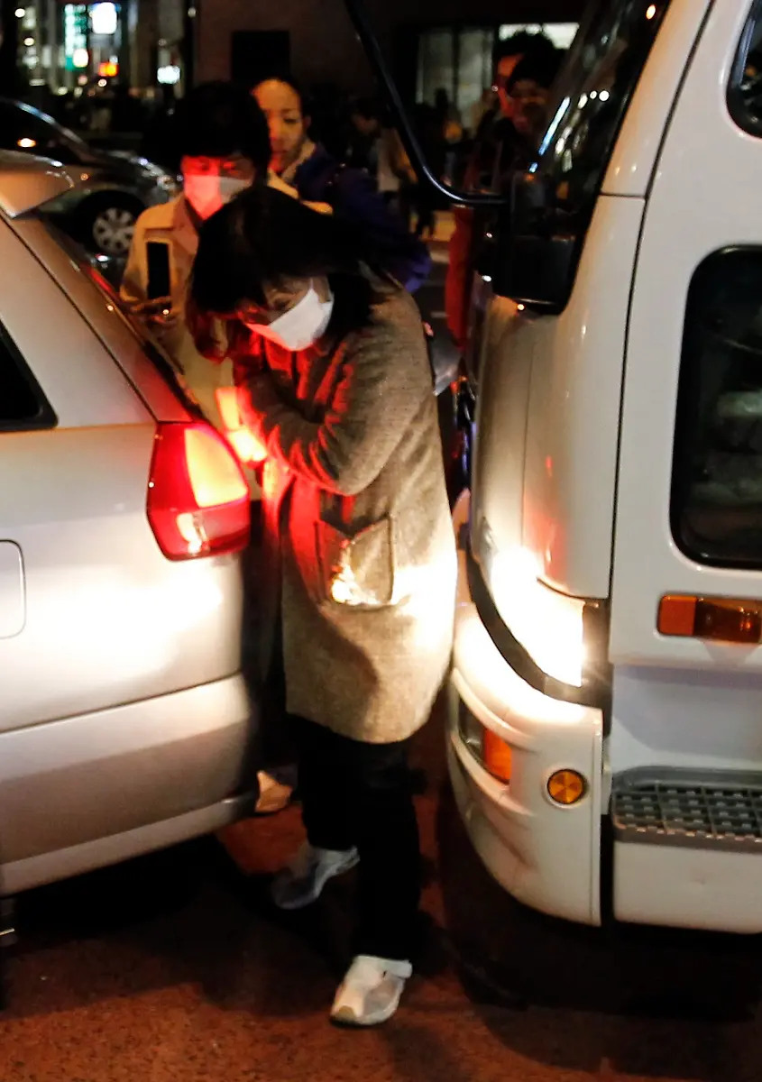 2011-03-11T120547Z-01-TOK64-RTRMDNP-3-JAPAN-QUAKE-JPG9171024487452710499