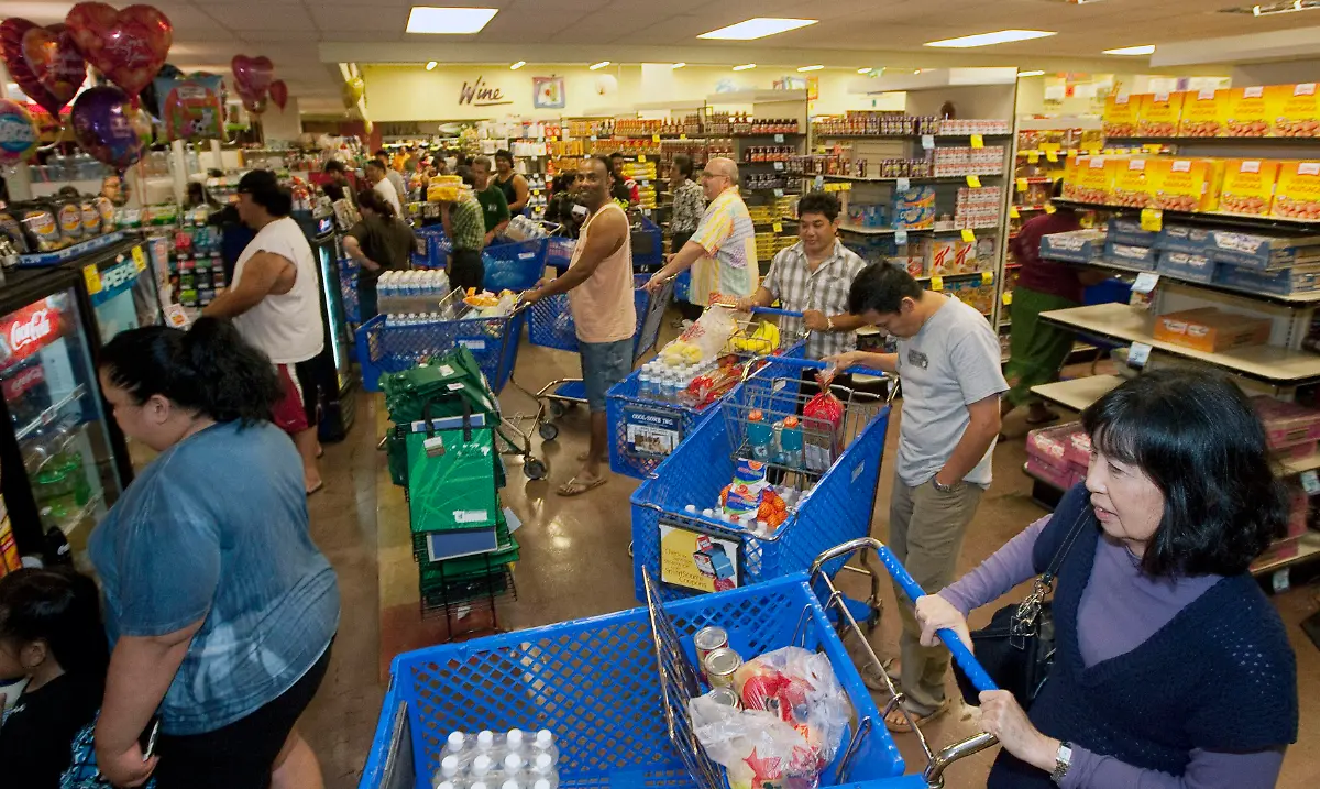 Tsunami-Hawaii-HIET104-jpg3793216015553644586