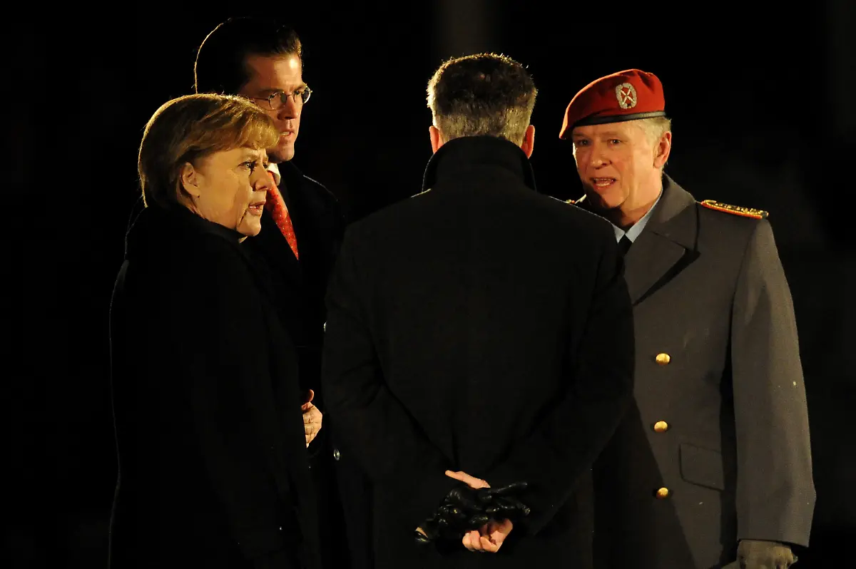 100311MUC326-100311MUC326-jpg5376855776772905494