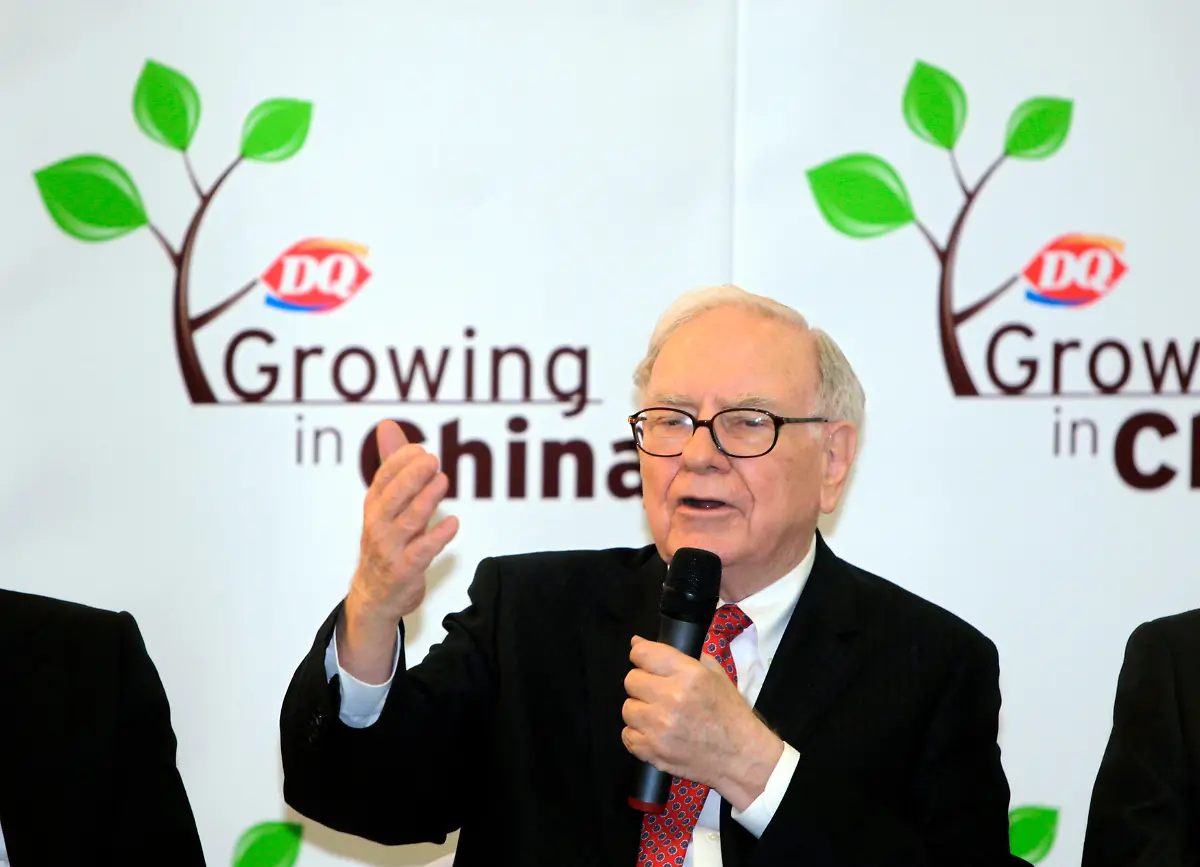 Warren-Buffett-2
