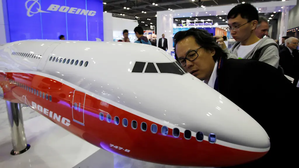 2011-03-08T072652Z-01-HKG02-RTRMDNP-3-BOEING-JPG2739649550115834912