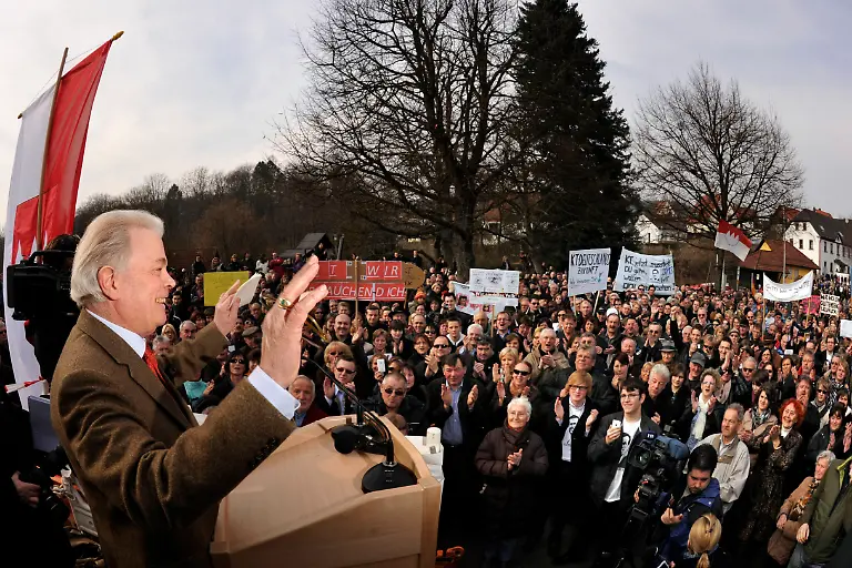 050311MUC101-050311MUC101-jpg2315119672183122086