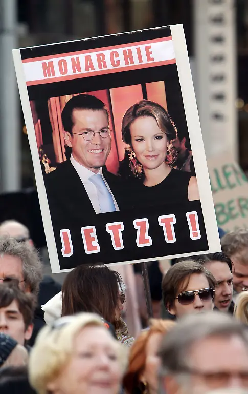 2wkf2037-jpg415316364504381644