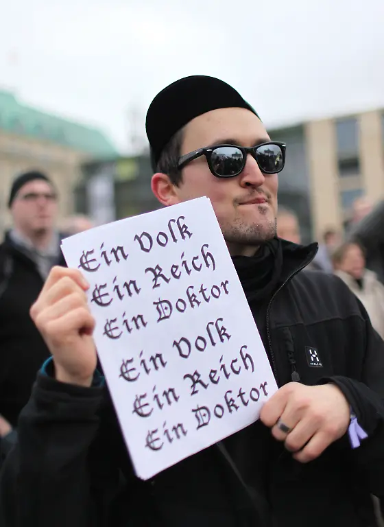 2wkf1251-jpg3431316504754544857