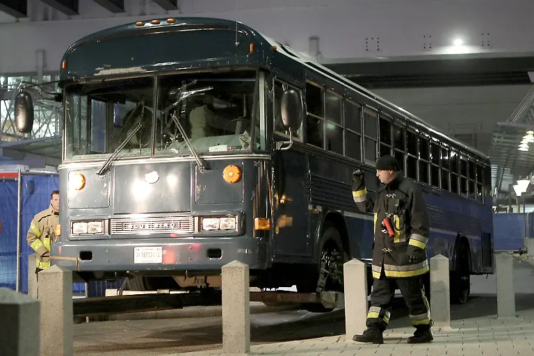 2wil3006-jpg3436377682141353800