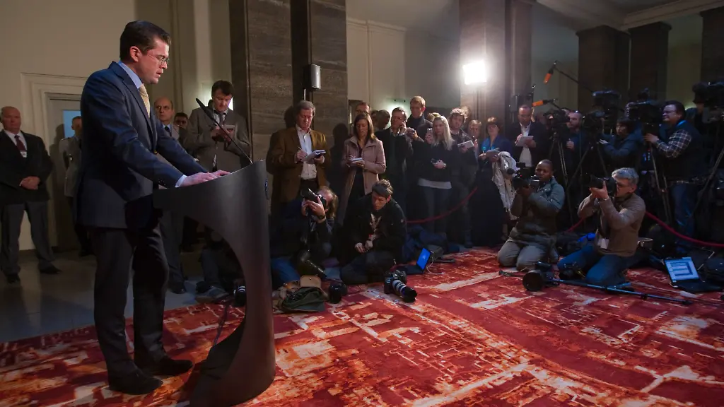 2whn5903-jpg2239392497506431785