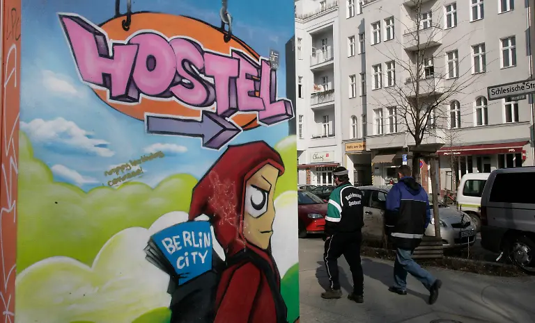 2wf43839-jpg4853145580385987395