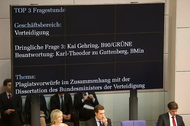 230211BER747-230211BER747-jpg3060591879691383321