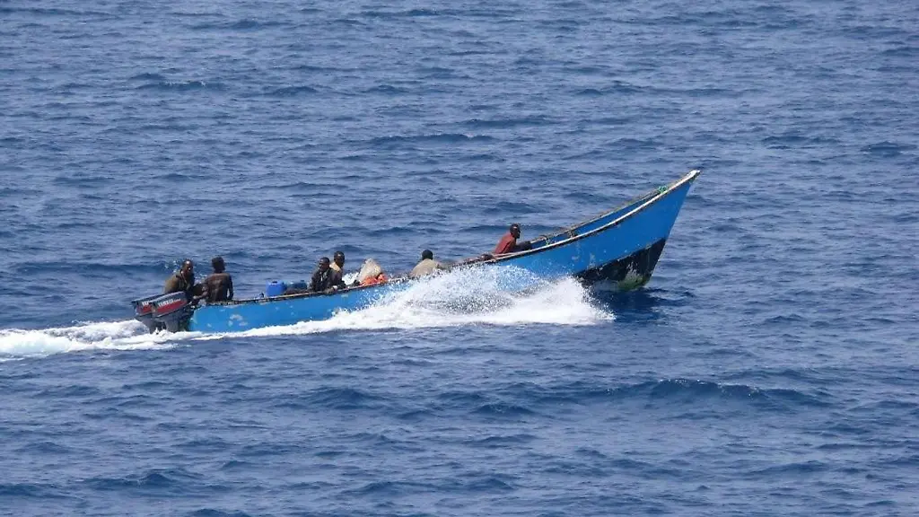 050309BEX424-050309BEX424-jpg4392514914670381968