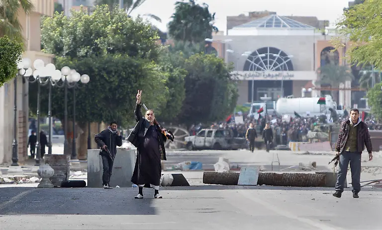 1298842970-jpg4210435528404514075