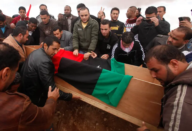 2011-02-28T142500Z-01-SJS04-RTRMDNP-3-LIBYA-JPG8970877648617317786