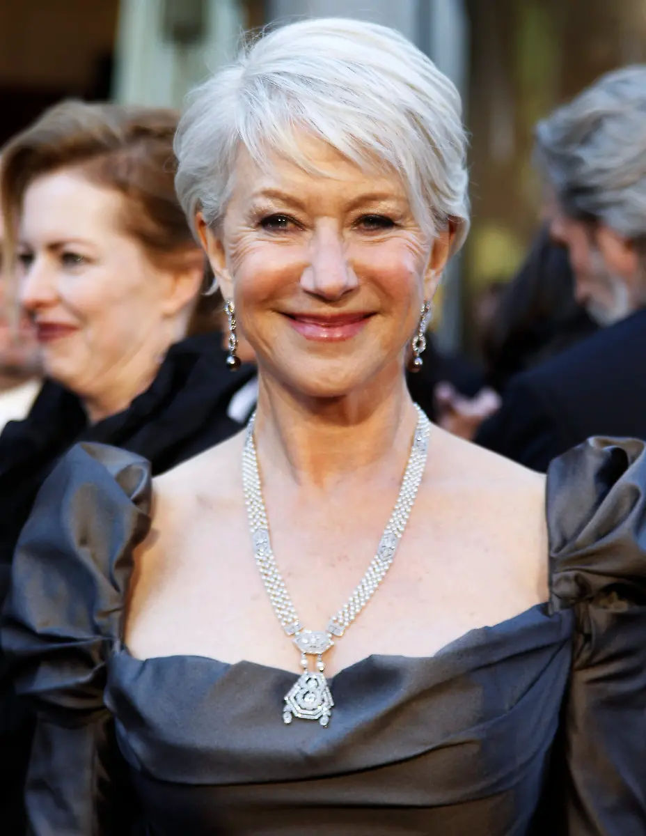 2011-02-28T074042Z-01-OSC1614-RTRMDNP-3-OSCARS-JPG8752485910245676972