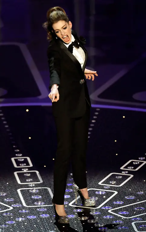 2011-02-28T060523Z-01-OSC2107-RTRMDNP-3-OSCARS-JPG7509663421221798215