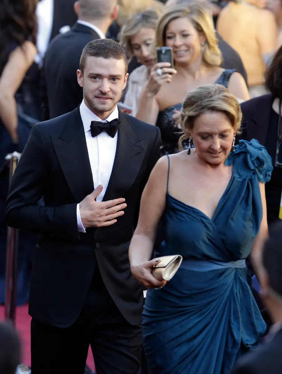 1298858013-jpg7846320698152799275