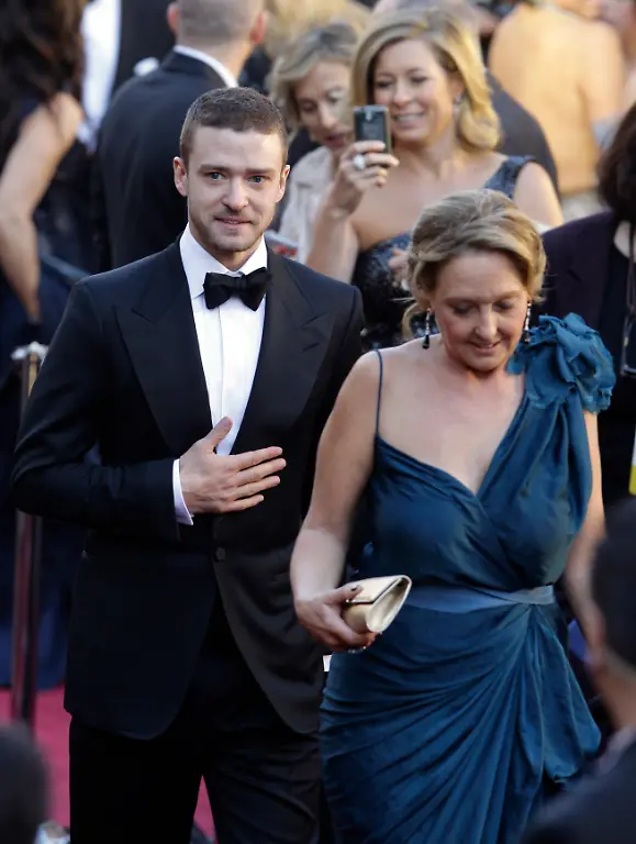 1298858013-jpg7846320698152799275