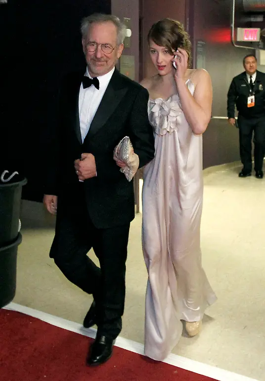 1298870586-jpg8020325576584394315