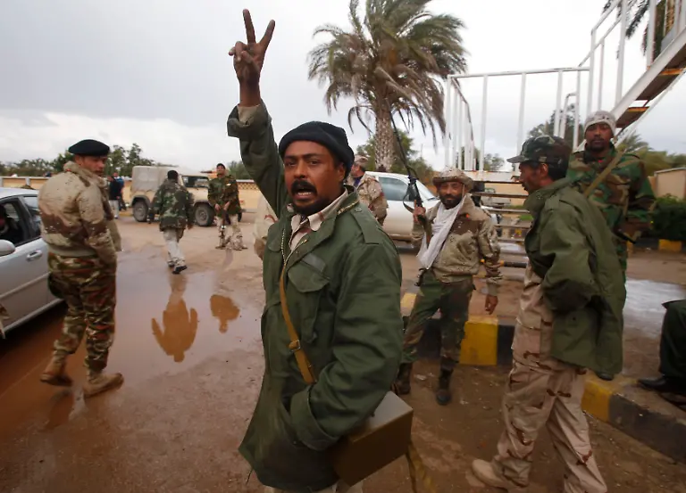 2011-02-24T180409Z-01-SJS29-RTRMDNP-3-LIBYA-JPG5249057391346529980