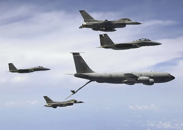 1298625096-jpg493186780358111093