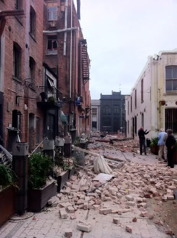 2011-02-22T055637Z-01-MPT12-RTRMDNP-3-NEWZEALAND-QUAKE-JPG4807879010823655634