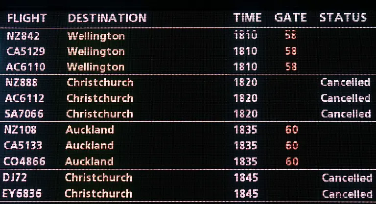 2011-02-22T065009Z-01-TBW01-RTRMDNP-3-NEWZEALAND-QUAKE-JPG4097156171864175015