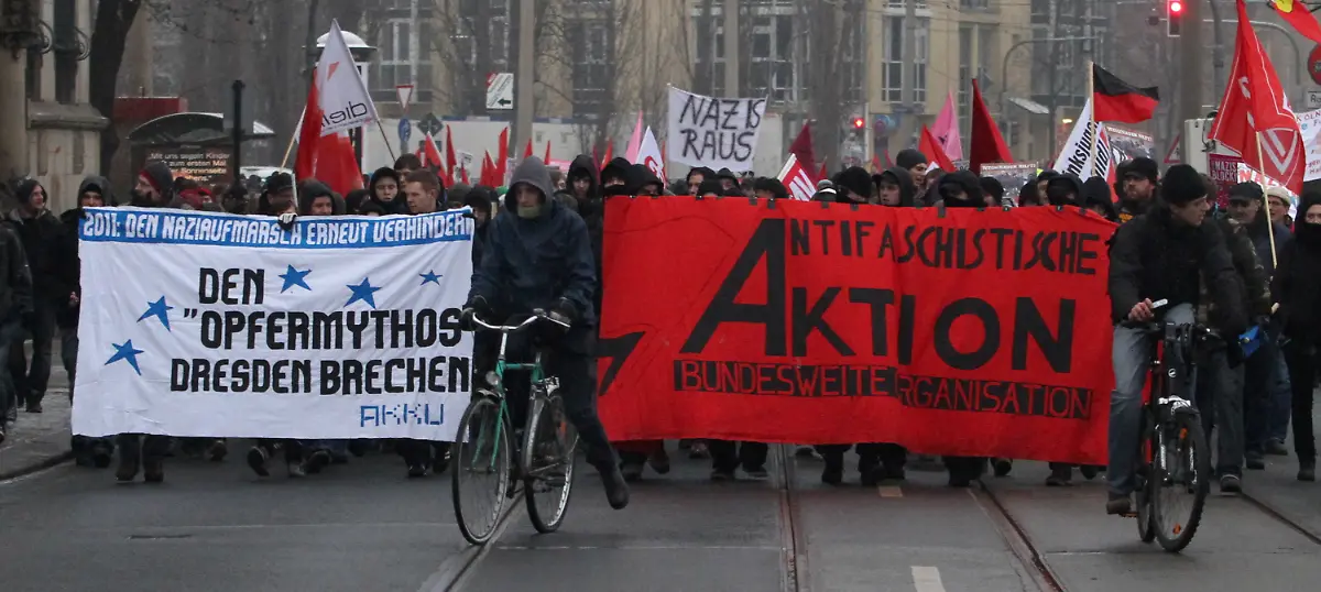 190211pla101-190211pla101-jpg933023065092154083