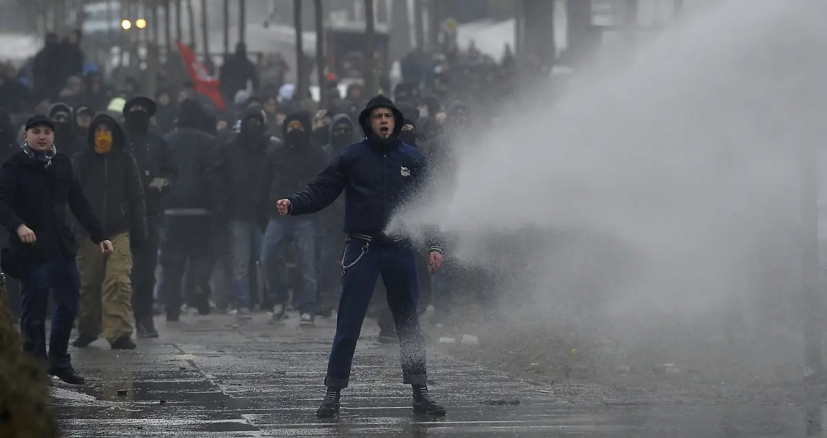 190211DRE212-190211DRE212-jpg235616359475356723