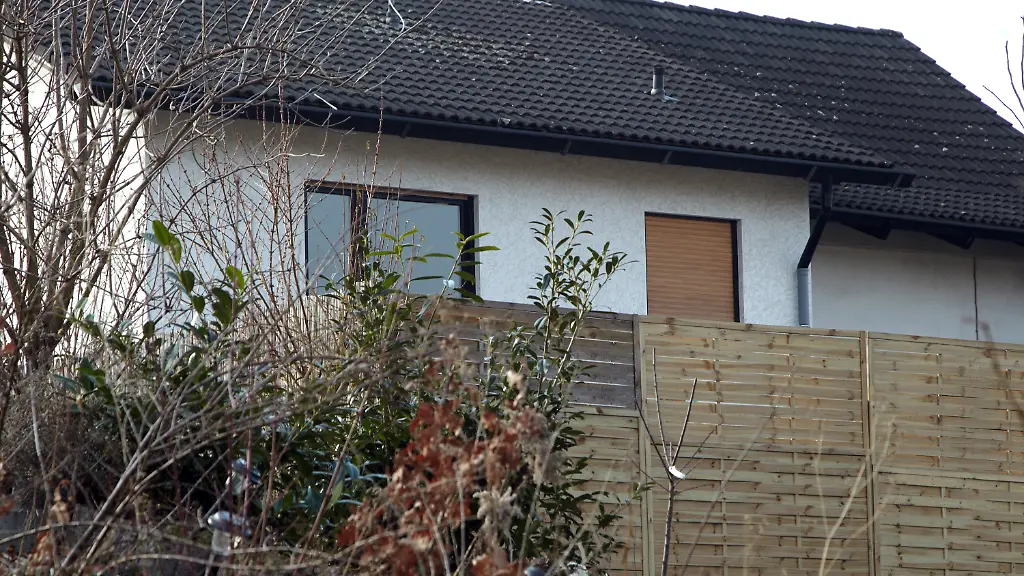 2w6c2301-jpg4673289595508080447