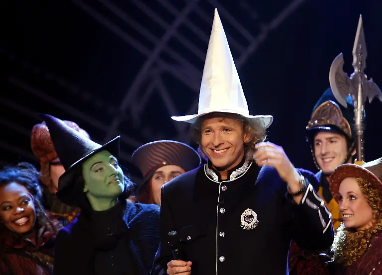 1297538661-jpg1595065562313259489