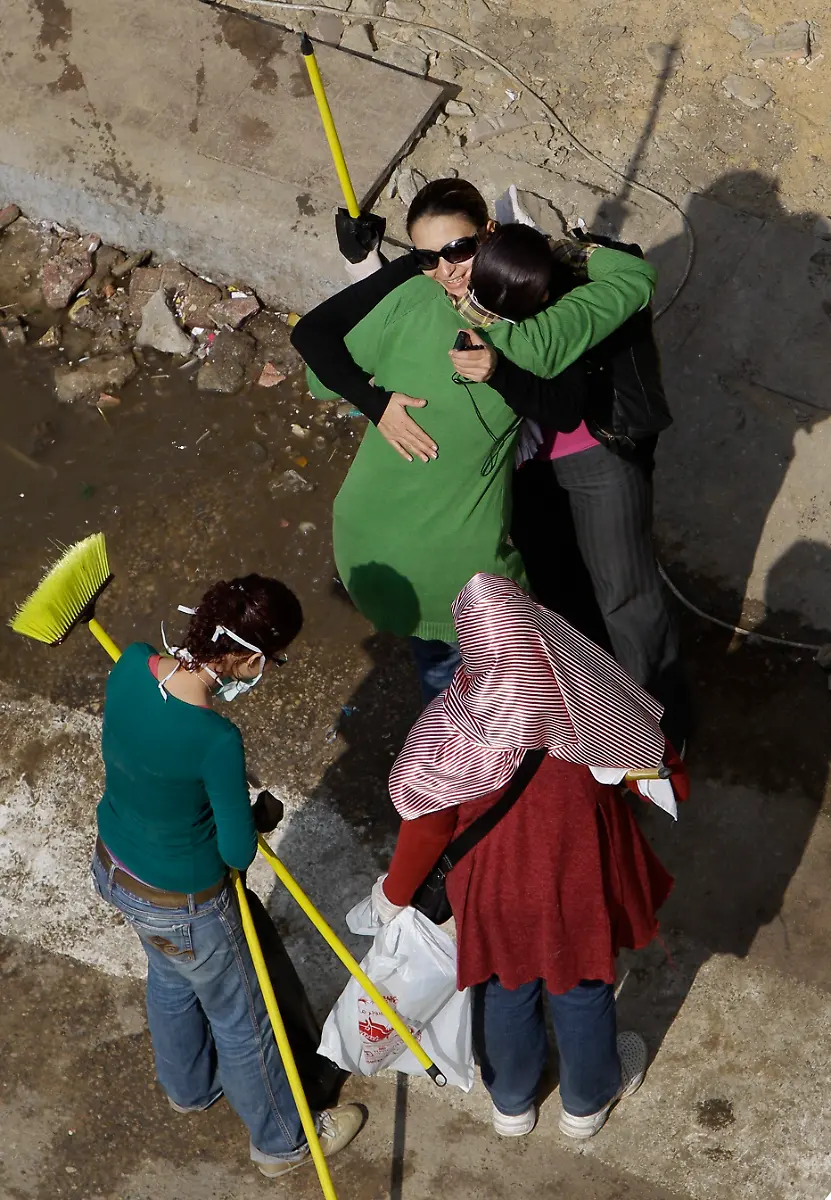 1297513056-jpg4737197202596203065