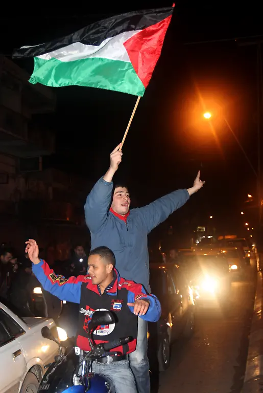 1297452224-jpg379101465837740310