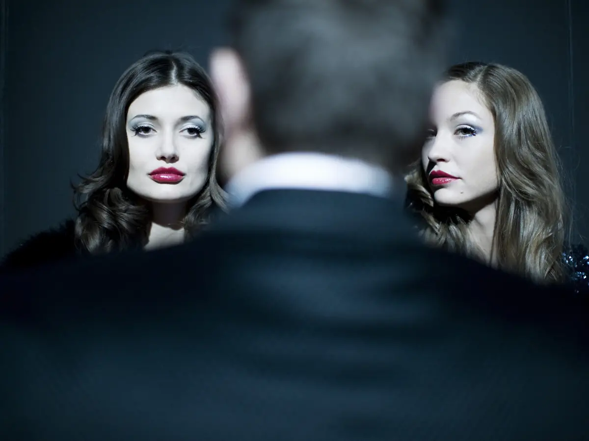 2011-02-11T100234Z-01-WPP16-RTRMDNP-3-PHOTOGRAPHY-PRIZE-JPG8460936648797419756