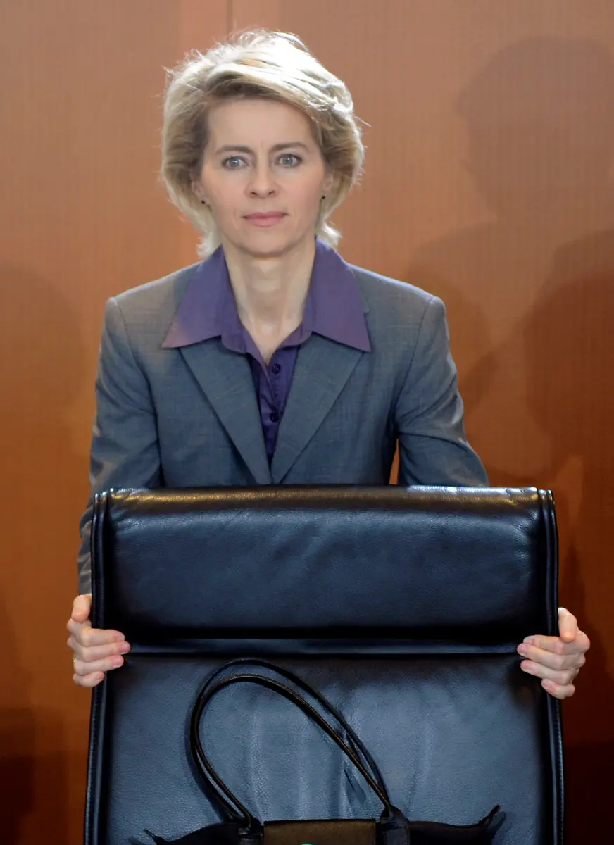 1297244564-jpg6053614046716412988