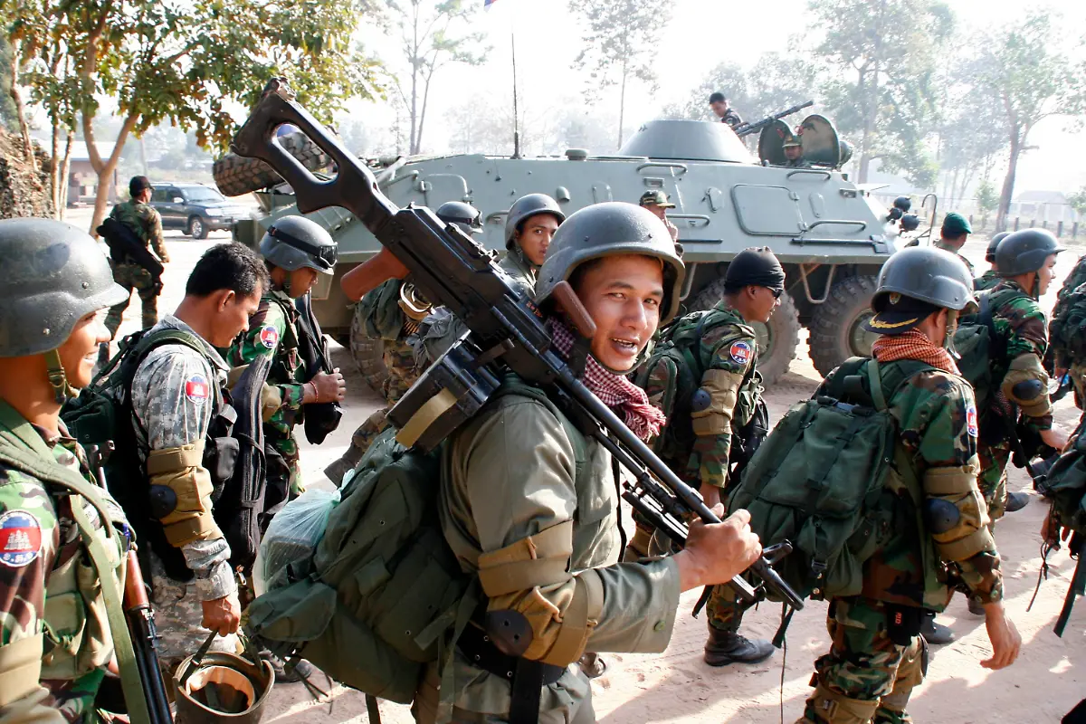 2011-02-06T142427Z-01-DSC04-RTRMDNP-3-CAMBODIA-JPG7826372838599706574